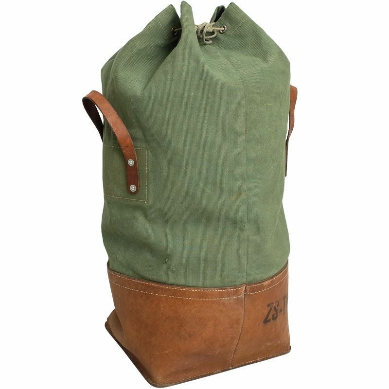 30%OFF！□スイス軍 マウンテンダッフルバッグ レザーボトム USED