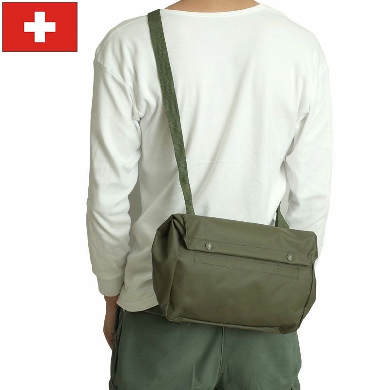 スイス軍　レア　実物　デッドストック　キャンバス ショルダーバッグ　未使用品 MILITARY（ミリタリー） 実物 USED スイス軍 ARMY ヴィンテージ ツール