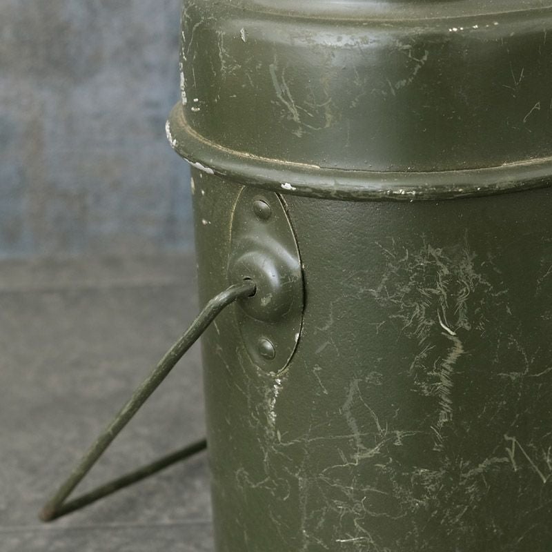 東ドイツ軍 アルミ飯盒 3ピース グレー デッドストック EE692NN NVA スイス軍 アルミ 飯盒 3ピース ブラック USED EE827NN 飯ごう はんごう
