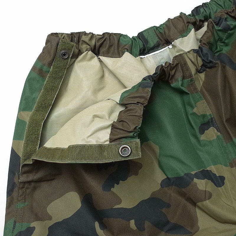 イタリア軍 ウォータープルーフ レインパンツ ウッドランド デッド