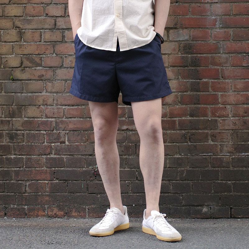 イギリス軍 トレーニング ショートパンツ ネイビー ワンタック USED PS134UN