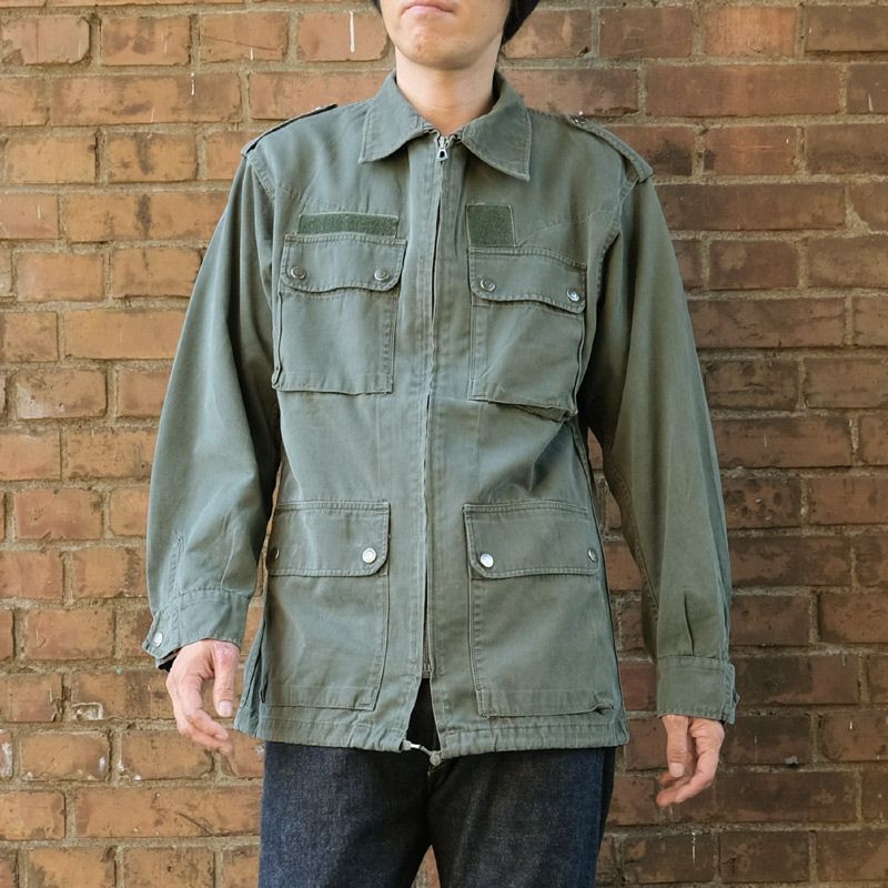 フランス軍 空軍 オフィサージャケット 古着 パッチ付き フランス軍