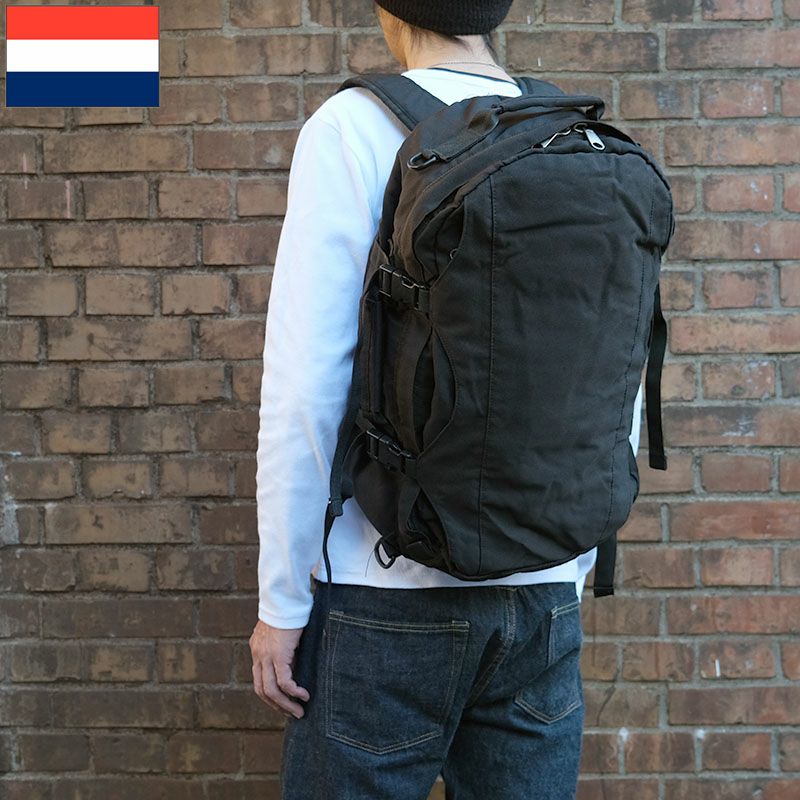 USコンバットフィールドバックリュック（ビンテージ放出品） 実物 M-1941 米軍放出品⭐️ 希少 ビンテージ U.S M-1945フィールドパック - メルカリ