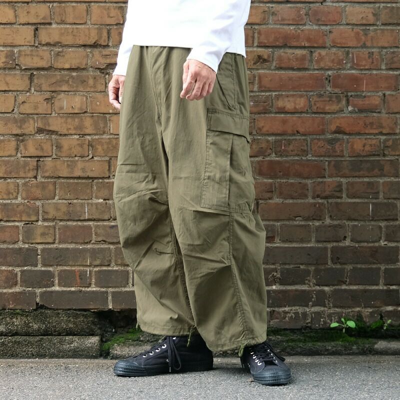 米軍 オーバーパンツ ミリタリーパンツ MILITARY（ミリタリー） 実物 新品 デッドストック 米軍 ナイト