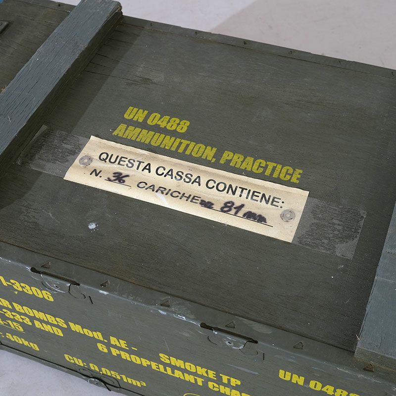 T*k様 米軍　81ｍｍ　迫撃砲用　弾薬箱 　アンモボックス　ラスト1個 イタリア軍 81mm 迫撃砲弾 ウッドボックス 67×33×26cm USED BX196UN
