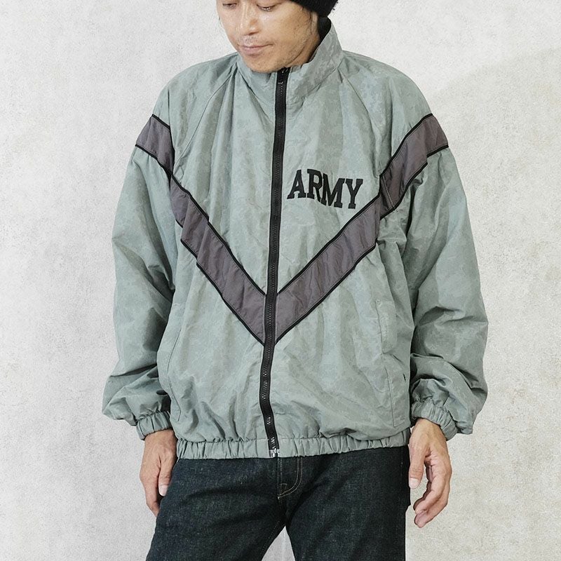 米軍 ARMY IPFU トレーニングジャケット ナイロン グレー デジタルカモ 