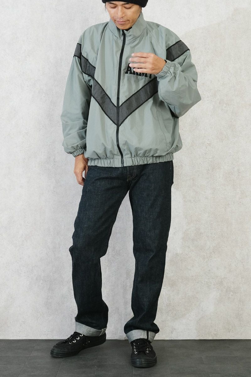 米軍 ARMY IPFU トレーニングジャケット ナイロン グレー USED JJ371UN