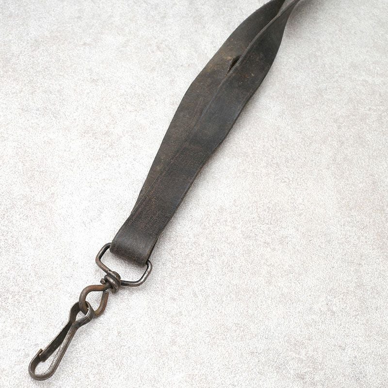 フランス軍 レザー ショルダーストラップ ブラック USED SE042UN 仏軍