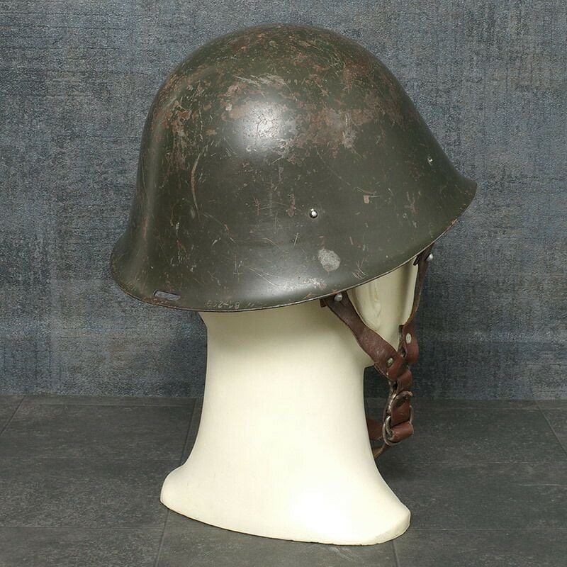 ルーマニア軍 M73 スチールヘルメット オリーブ USED HM032UN M-73