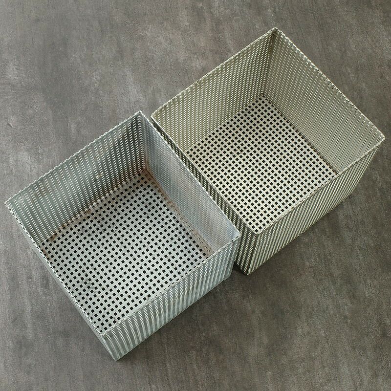 チェコ軍 メディカル メッシュボックス スチール 大 20×20×20cm USED