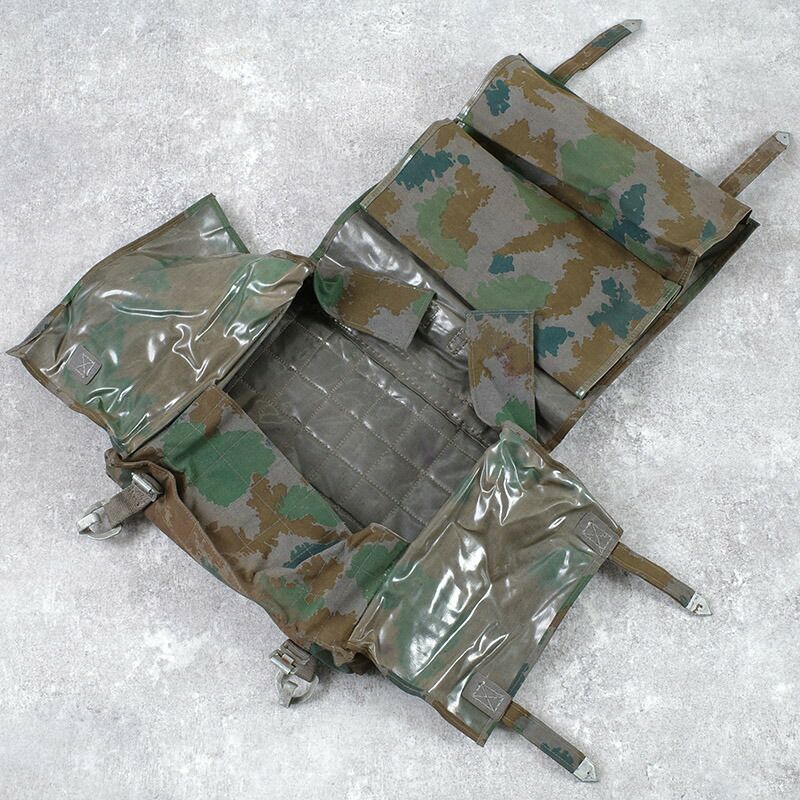 東ドイツ軍 コンバット バックパック ブルメンターン 前期型