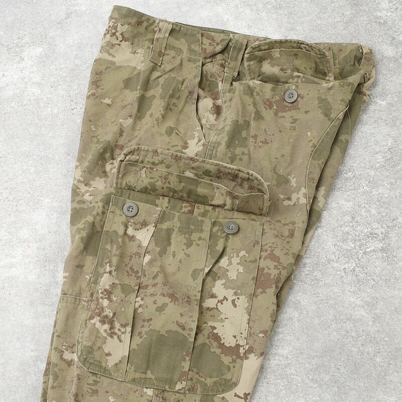トルコ軍 フィールド カーゴパンツ M2021カモ USED PP511UN コンバット