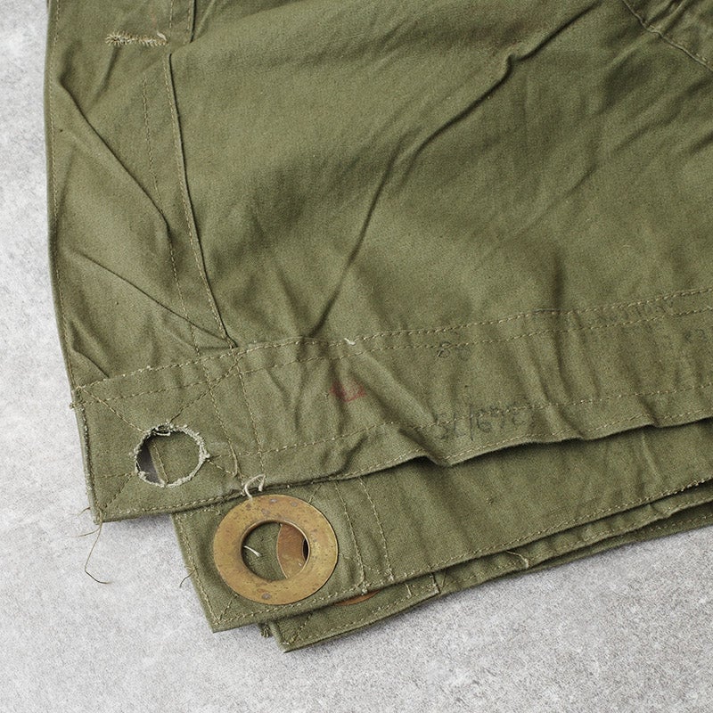 ルーマニア軍 テントシート ポンチョ オリーブ USED EE641UN 軍幕 180