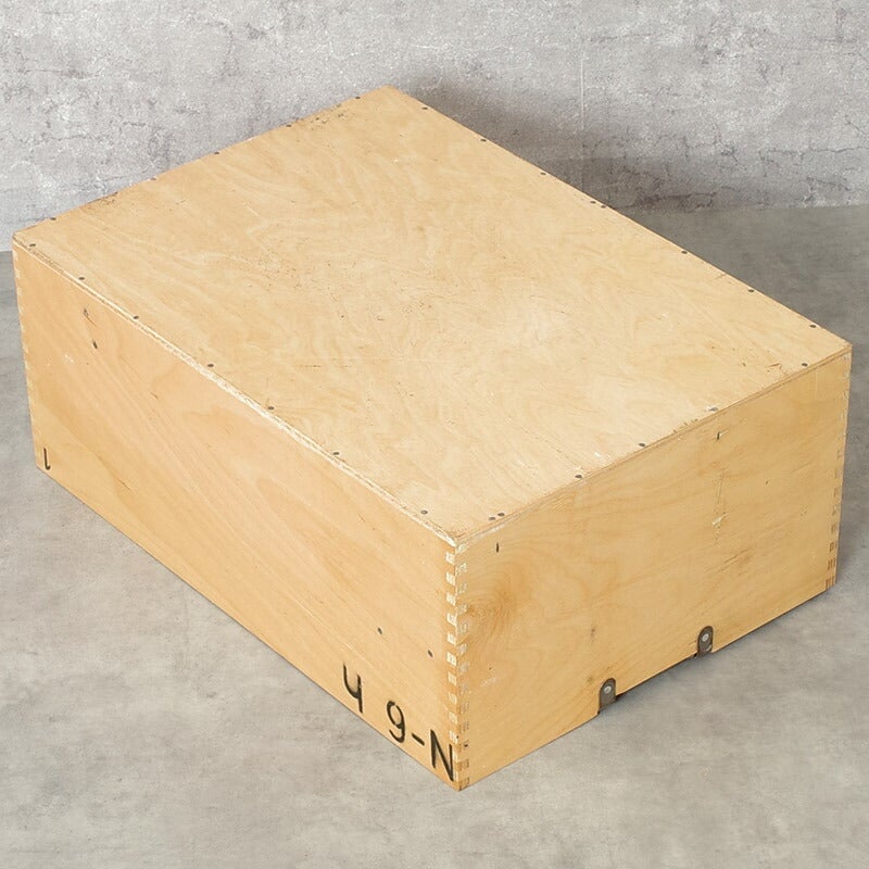 チェコ軍 ウッド ストックボックス 取っ手付き 34.5x50x20cm USED
