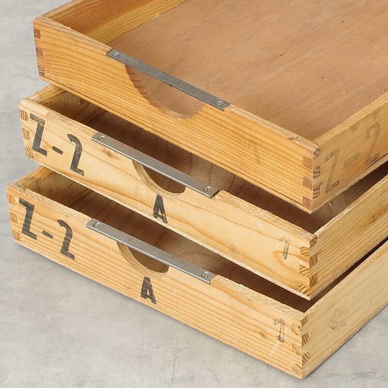 ［古道具］木製ボックス（チェコ） チェコ軍 ウッド ストックボックス 取っ手なし 26.5x43x5cm USED