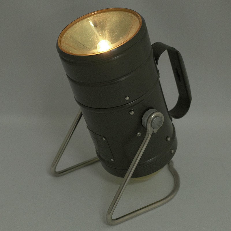 ドイツ軍 レールランプ デッドストック EE775NN ハンドライト 懐中電灯 ドイツ軍 レールランプ デッドストック EE775NN ハンドライト 懐中電灯