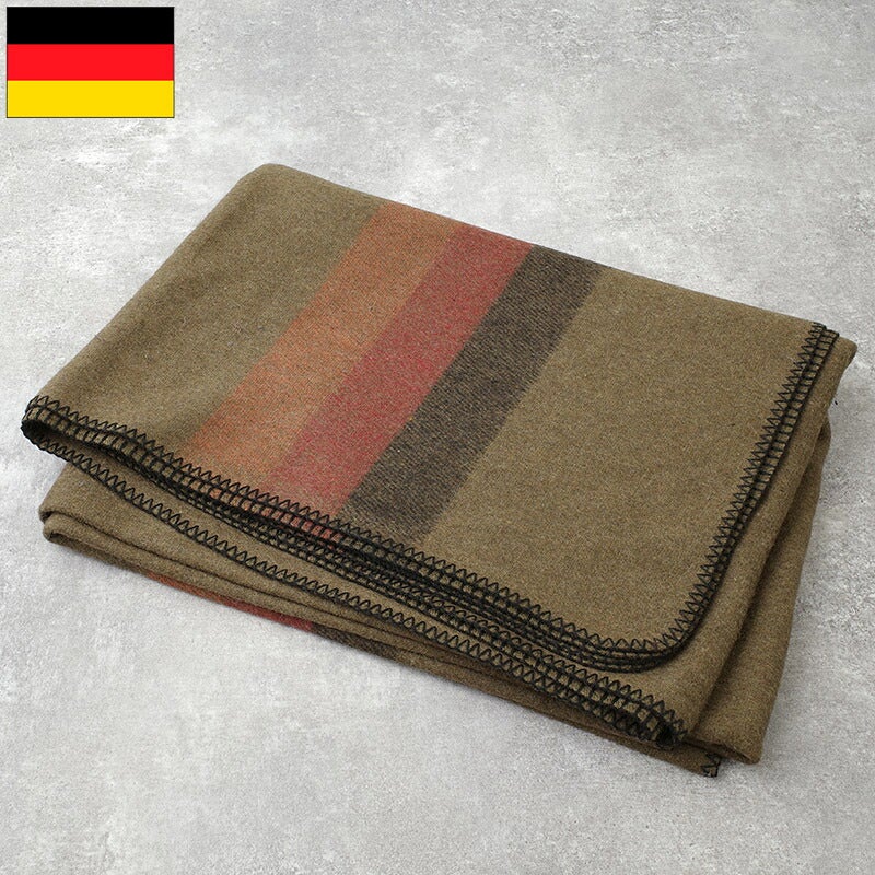 デッドストック ハンガリー軍 ウールブランケット 毛布 195×143cm ドイツ軍 ウールブランケット オリーブ 国旗ライン入り 165×225cm