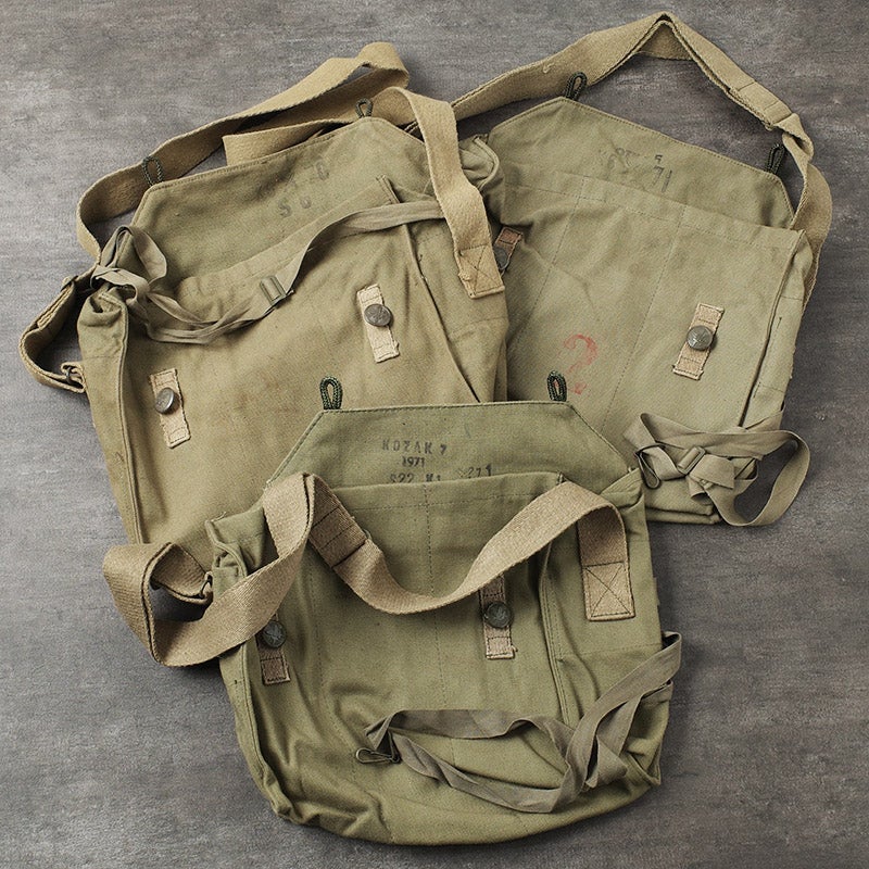 チェコ軍 キャンバス ショルダーバッグ New-type USED BS050UN